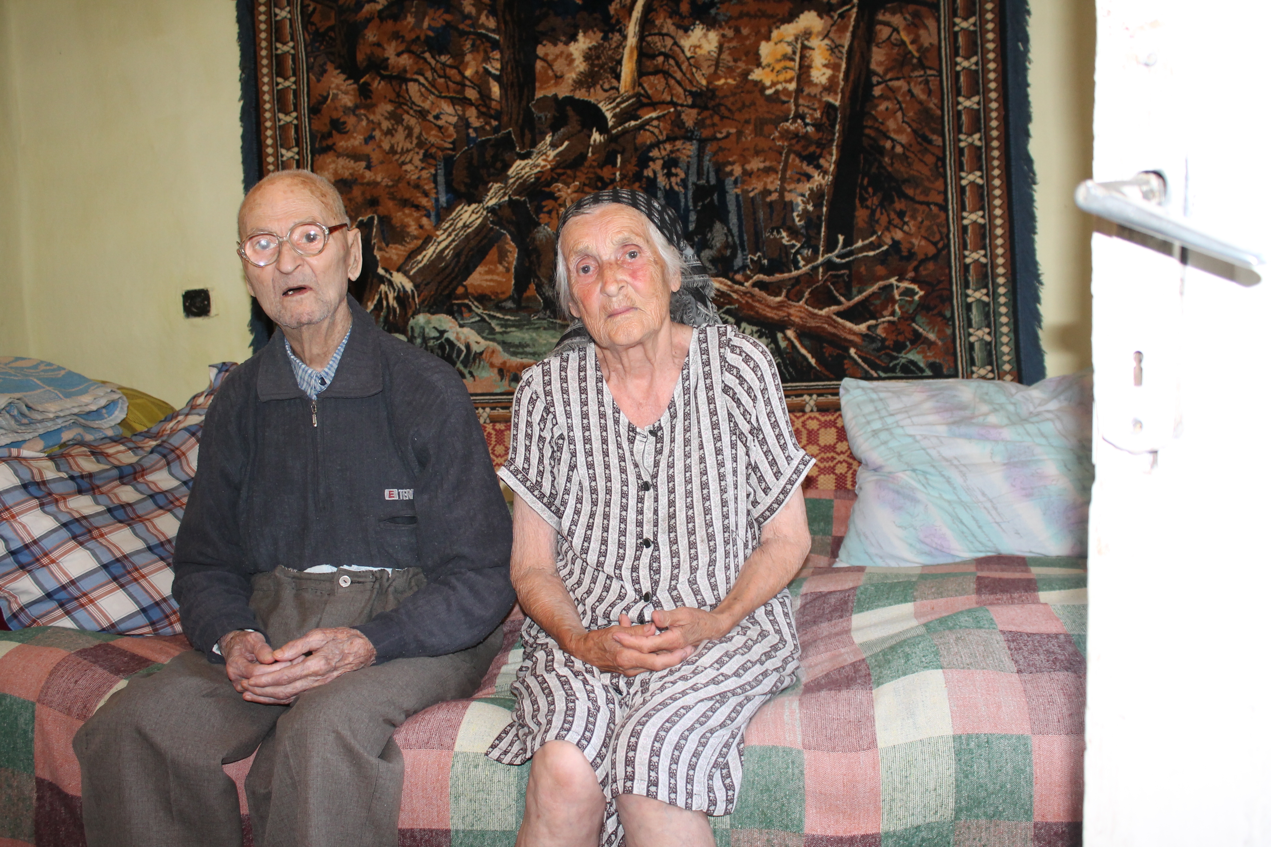 Un sfat pentru tineri, de la CEA MAI BĂTRÂNĂ FAMILIE din Galaţi: "Mândria nu are ce căuta într-o căsnicie de lungă durată"