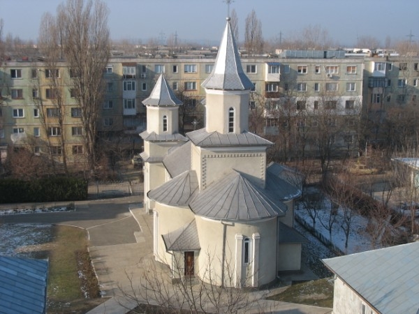 Biserica on-line: Parohie de cartier cu site pe internet