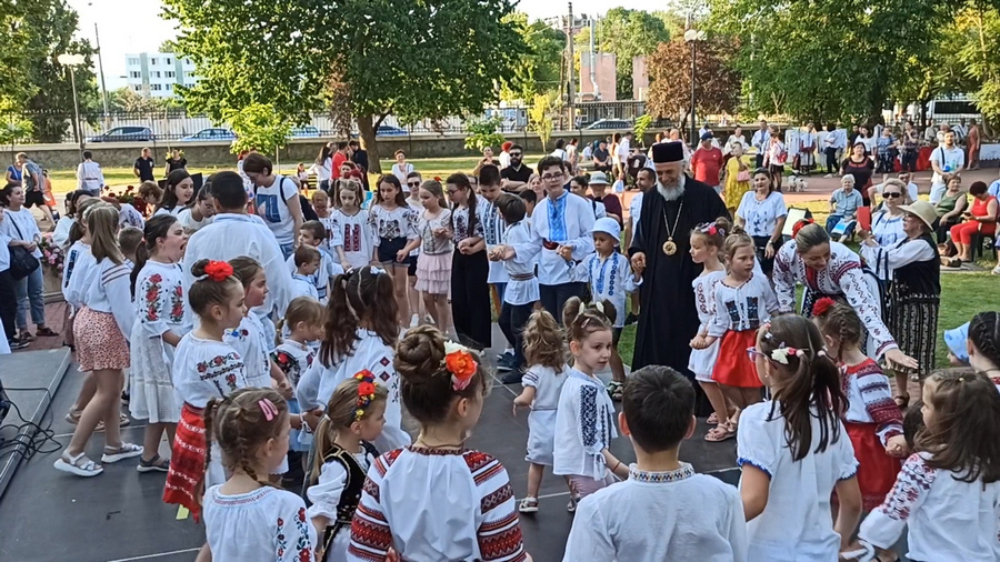 Ziua Internațională a Iei - „Regina” portului popular românesc, celebrată pe calea Domnească (FOTO și VIDEO)