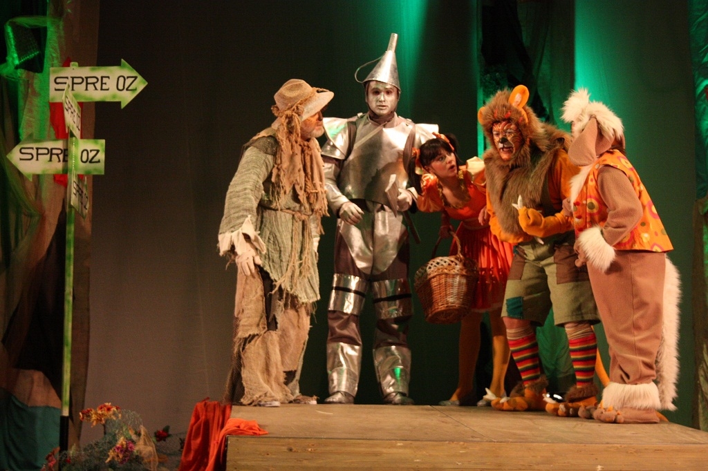 Astăzi, la Festivalul Gulliver, SPECTACOLE pentru mici şi mari