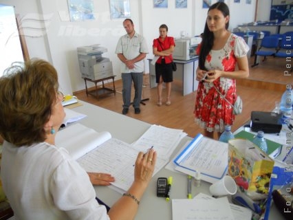 S-a împărţit sărăcia în învăţământ