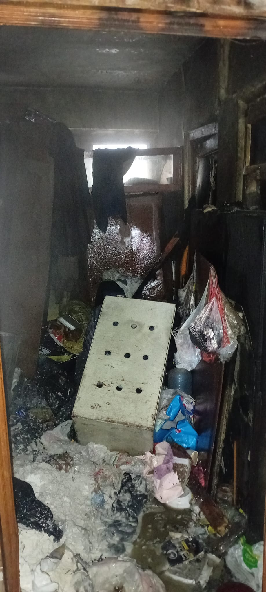 Incendiu pe strada Mihai Eminescu. Pompierii intervin