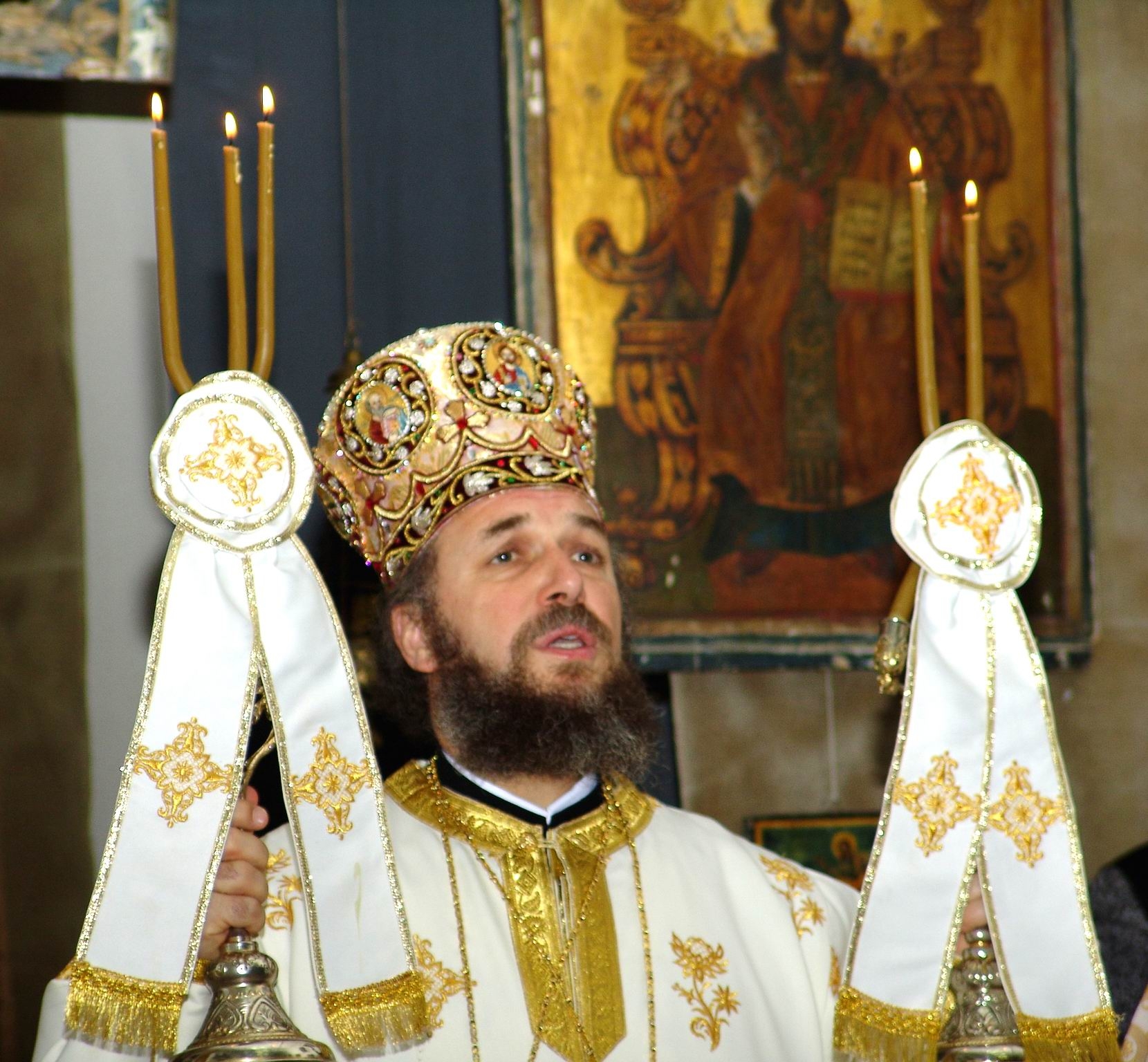 Î.P.S. Arhiepiscopul Casian Crăciun împlineşte astăzi 60 de ani
