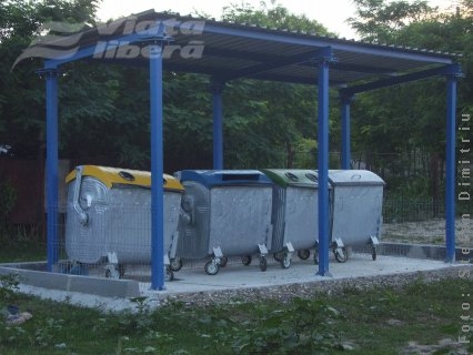 Gunoaie cu stil european la Folteşti