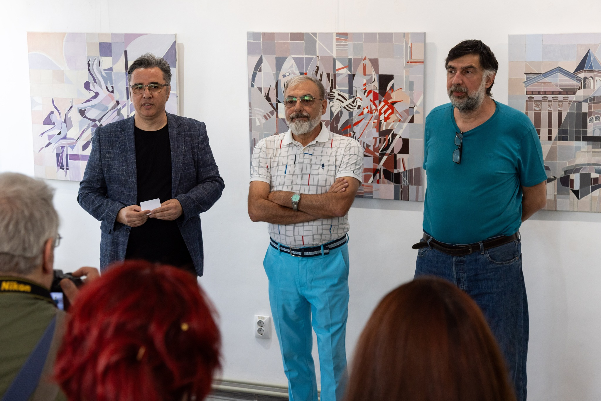 Emoţie, sensibilitate şi forţă în lucrările absolvenţilor Liceului de Arte (GALERIE FOTO)