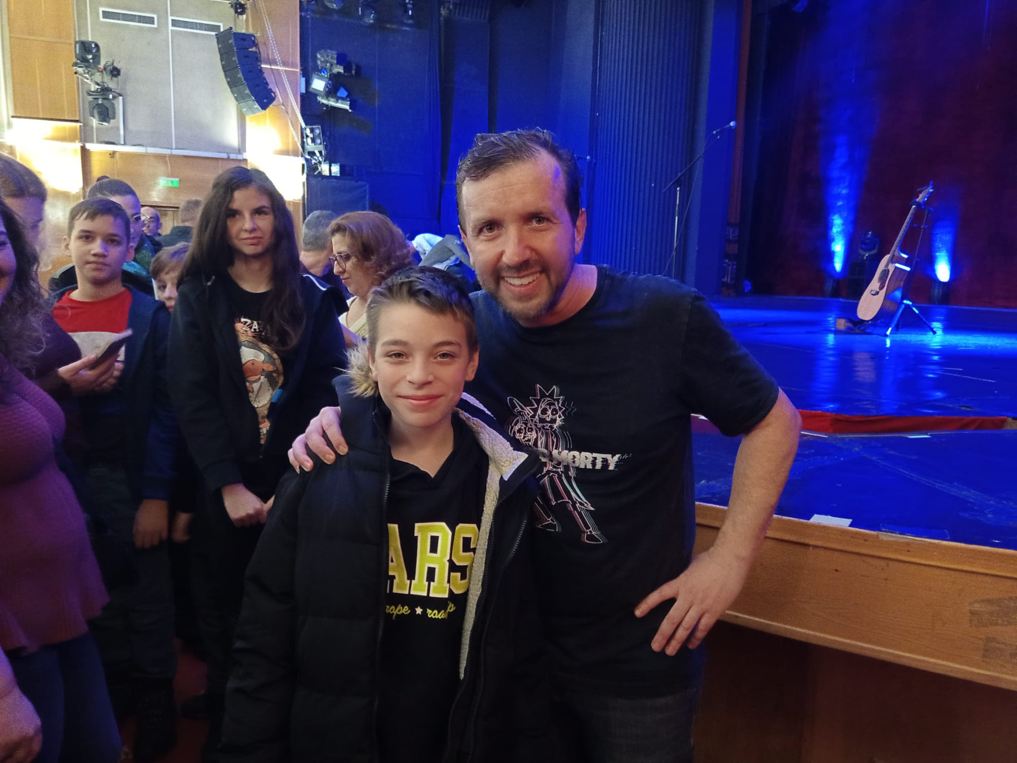 Gălăţenii, naşi, cumnaţi şi cumetri la „Nunta de argint” a trupei „Fără Zahăr”