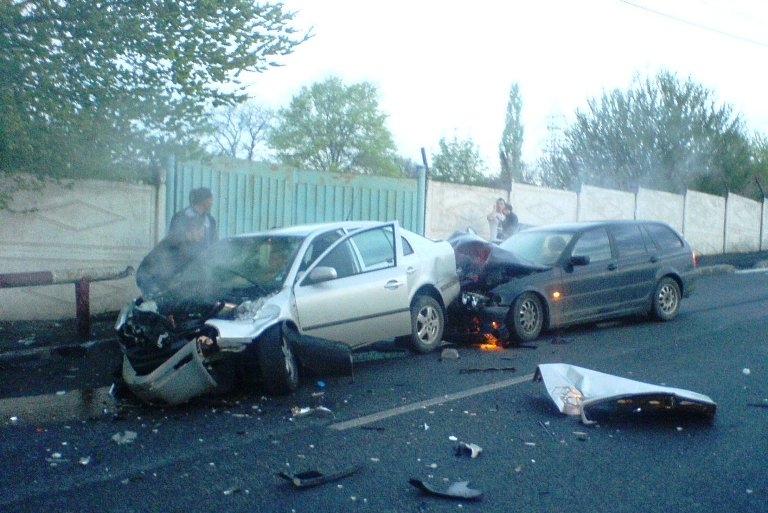 Viteza face ravagii - Accident cu victime la Uzina de Apă