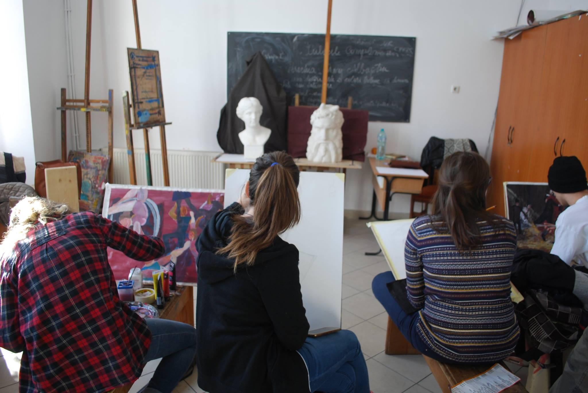 37 de locuri la liceele vocaţionale