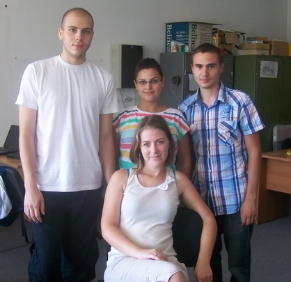 Patru studenţi gălăţeni au primit 1.000 de dolari de la Texas Instruments