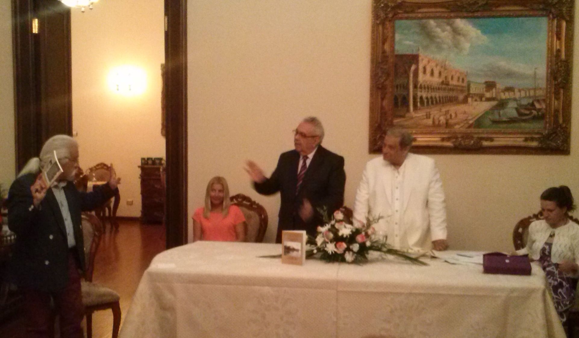 Poezie, călători de departe şi limbi străine/ FESTIVALUL "Antares" şi-a decernat PREMIILE