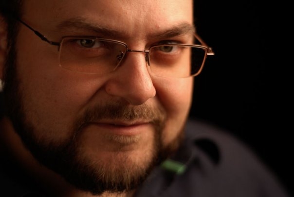 Interviu cu regizorul Cătălin Leescu: „Sunt credincios şoaptei mele interioare…”