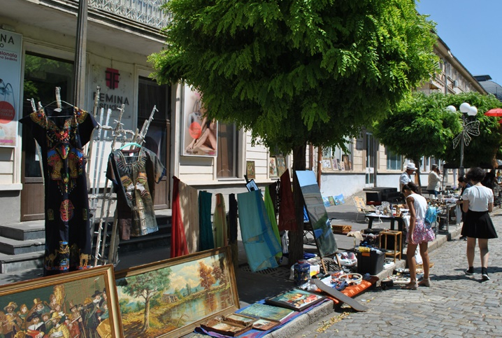 Târgul Anticarilor, pe Calea Regală a Brăilei