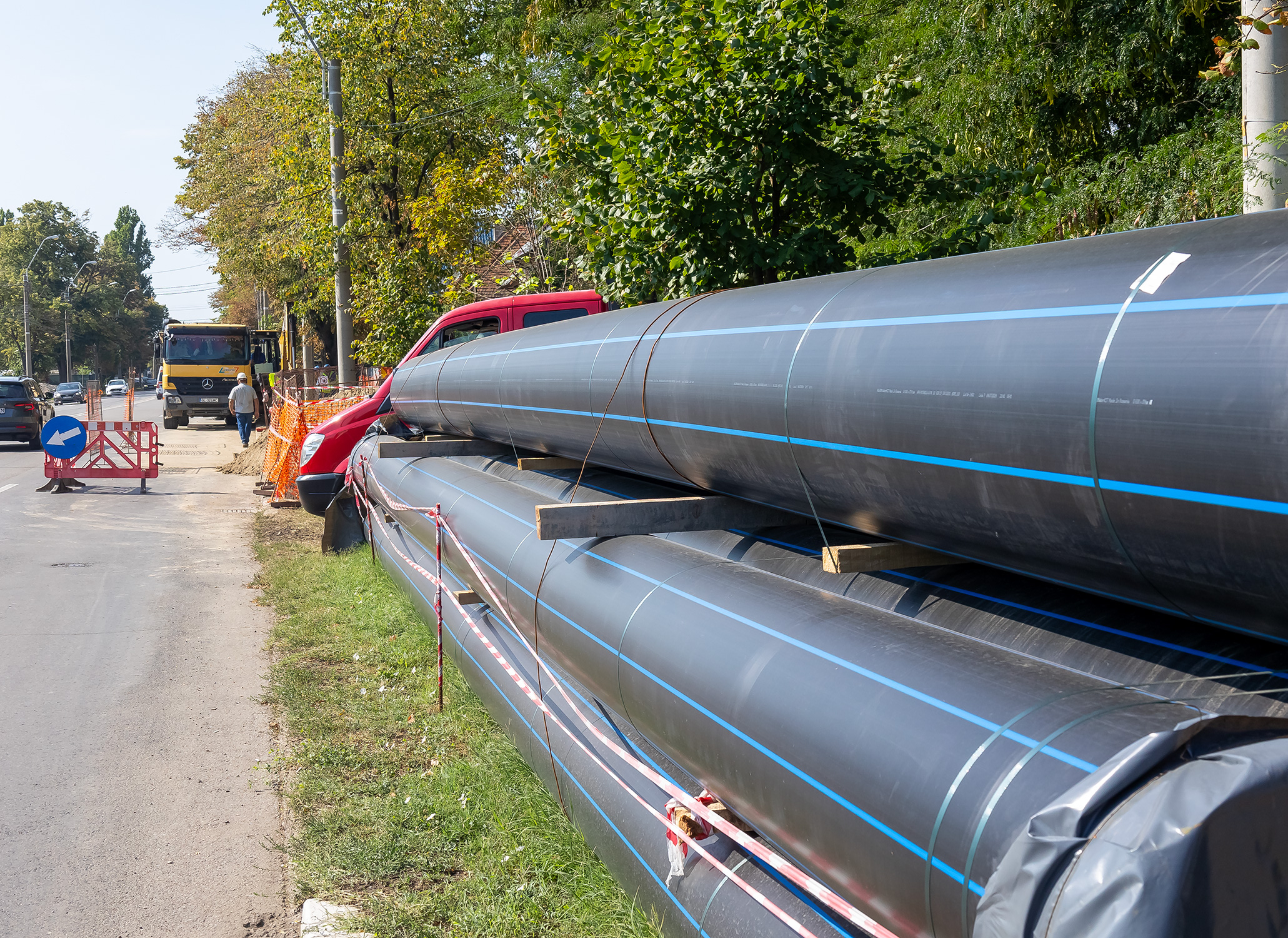 Peste 12 kilometri de conducte noi, pe bulevardul Coșbuc