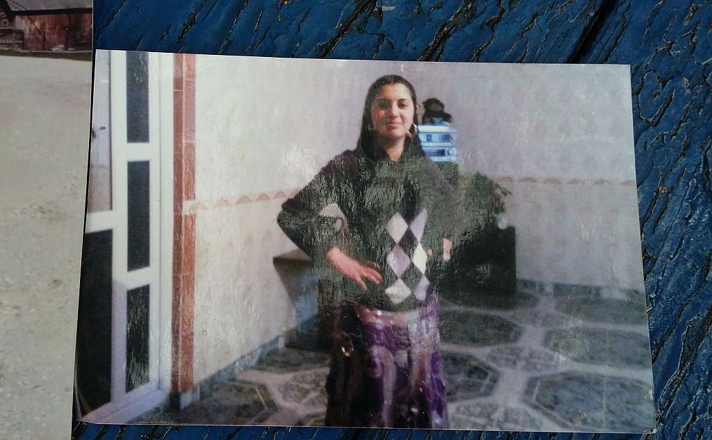 Comunitatea rromă din Iveşti este în fierbere! O tânără măritată este bănuită că a fugit cu altul