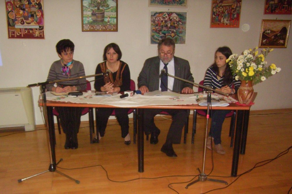 Viaţa etniilor din judeţul Galaţi vede lumina tiparului