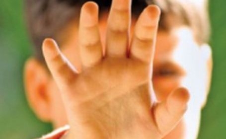 Simpozion la Grupul Şcolar Transporturi Căi Ferate: Dezbatere pe tema drepturilor copilului