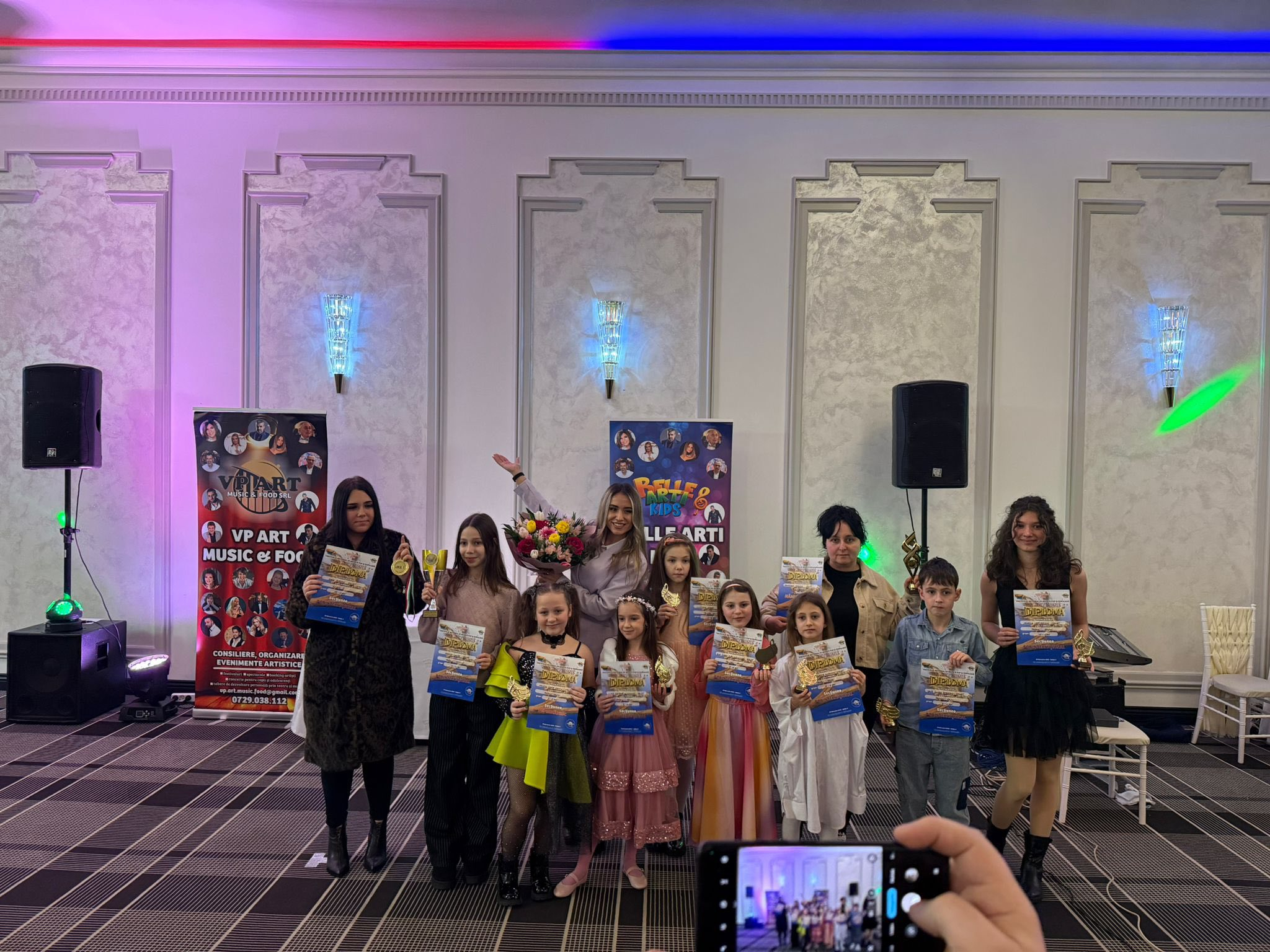 Premii și trofee pentru elevii de la Centrul Cultural