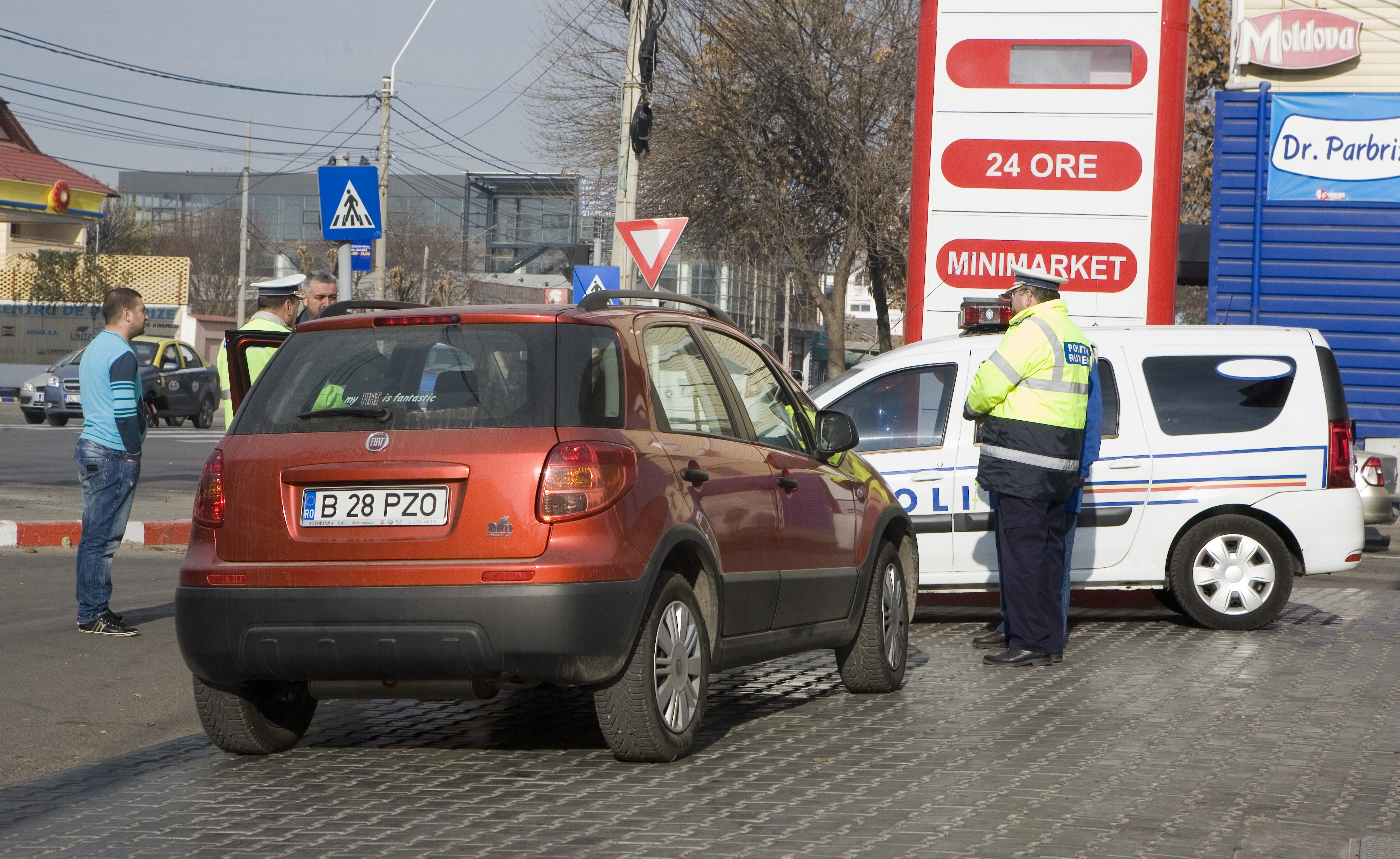 Accidentat pe trecerea de pietoni