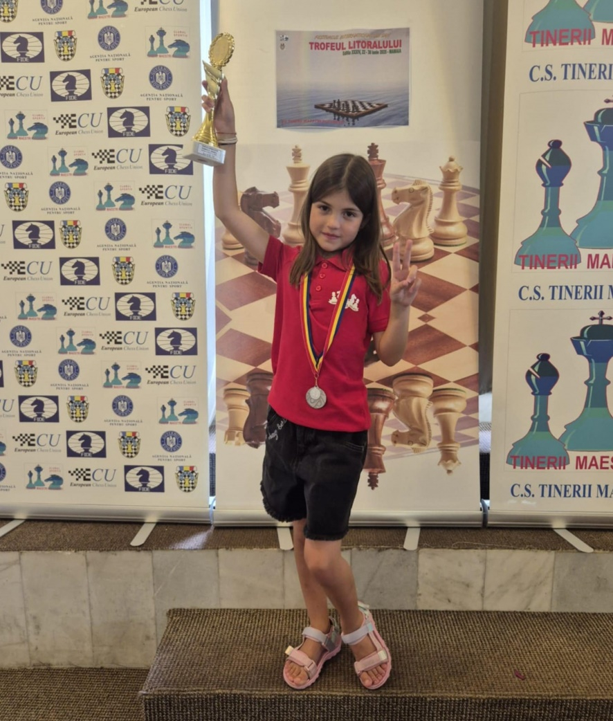 O tânără şahistă din Galaţi - locul 2 la Trofeul Litoralului