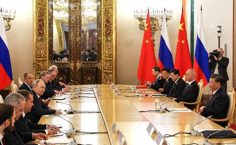 Xi Jinping și Vladimir Putin visează la o nouă ordine mondială, după „100 de ani”