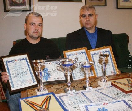 Karate din propriul buzunar