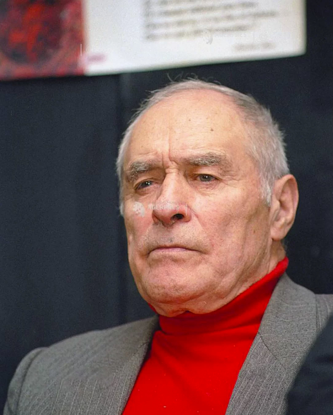 Oameni de seamă. Ion Rotaru, critic și istoric literar