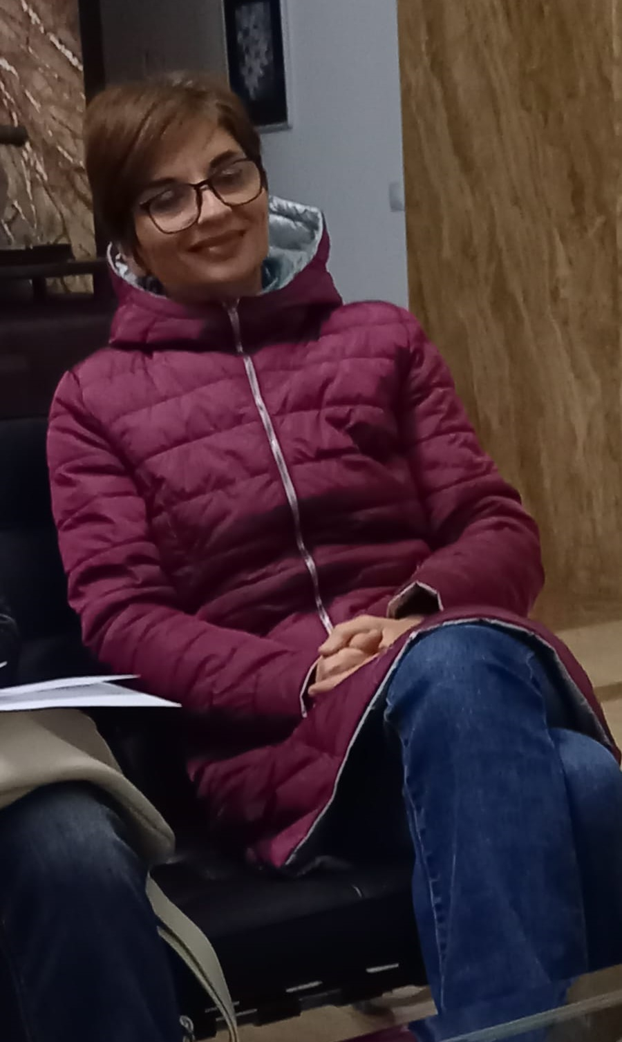 În hainele grijii şi ale iubirii, la Cenaclul „Noduri şi Semne”