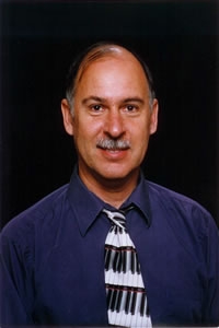 Pentru amatorii de ezoteric: Un vindecător american, la Galaţi