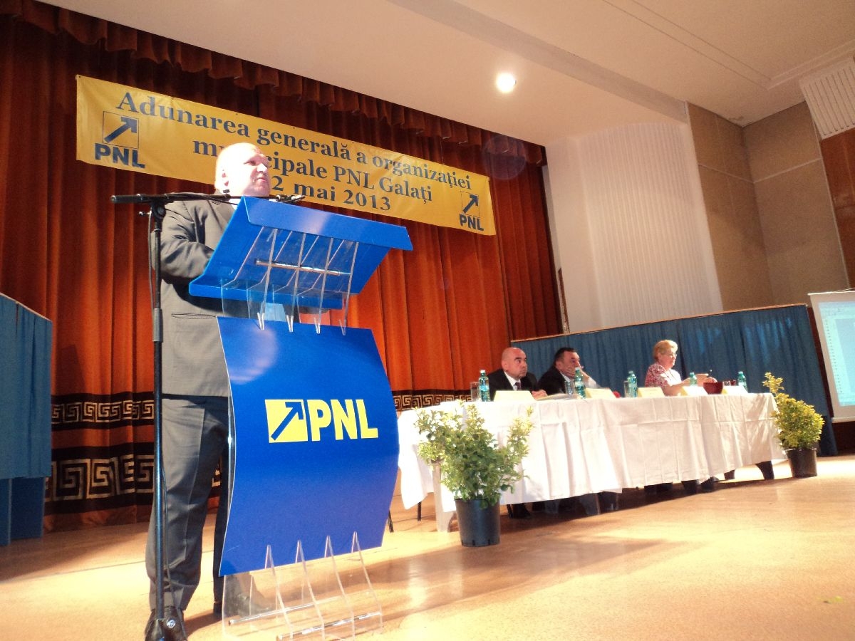 Alegeri cu scandal. Paul Ichim, noul preşedinte al municipalei PNL