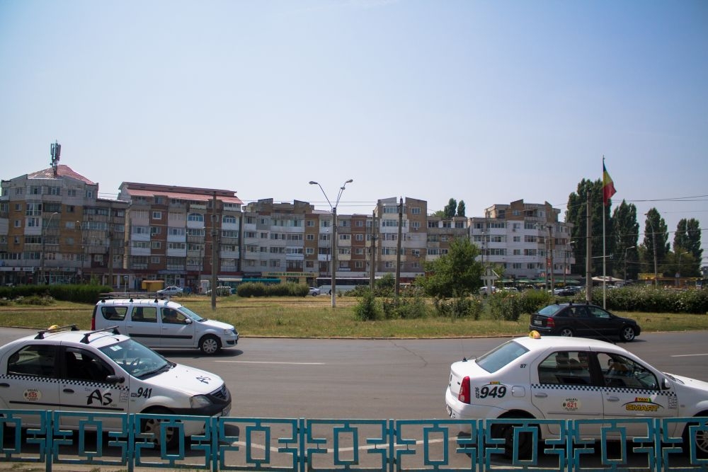 Numai documentaţia a costat 220.800 de lei! 8,29 milioane de lei pentru MODERNIZAREA unui SENS GIRATORIU