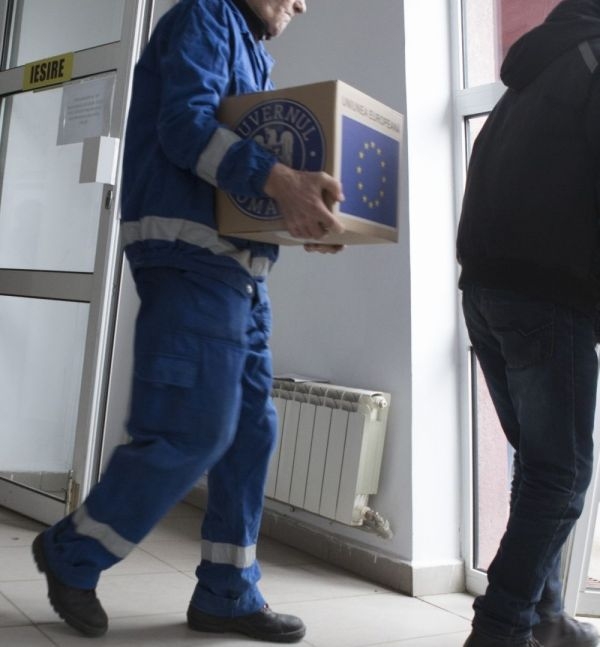 PRIMĂRIA Galați începe distribuirea ALIMENTELOR UE