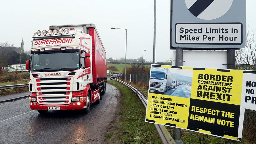 Tratatul SUA - UK, condiţionat de pacea în Irlanda de Nord