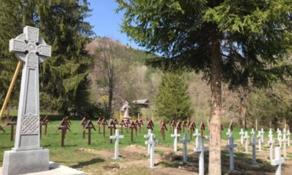 Crucile eroilor români, amplasate ilegal