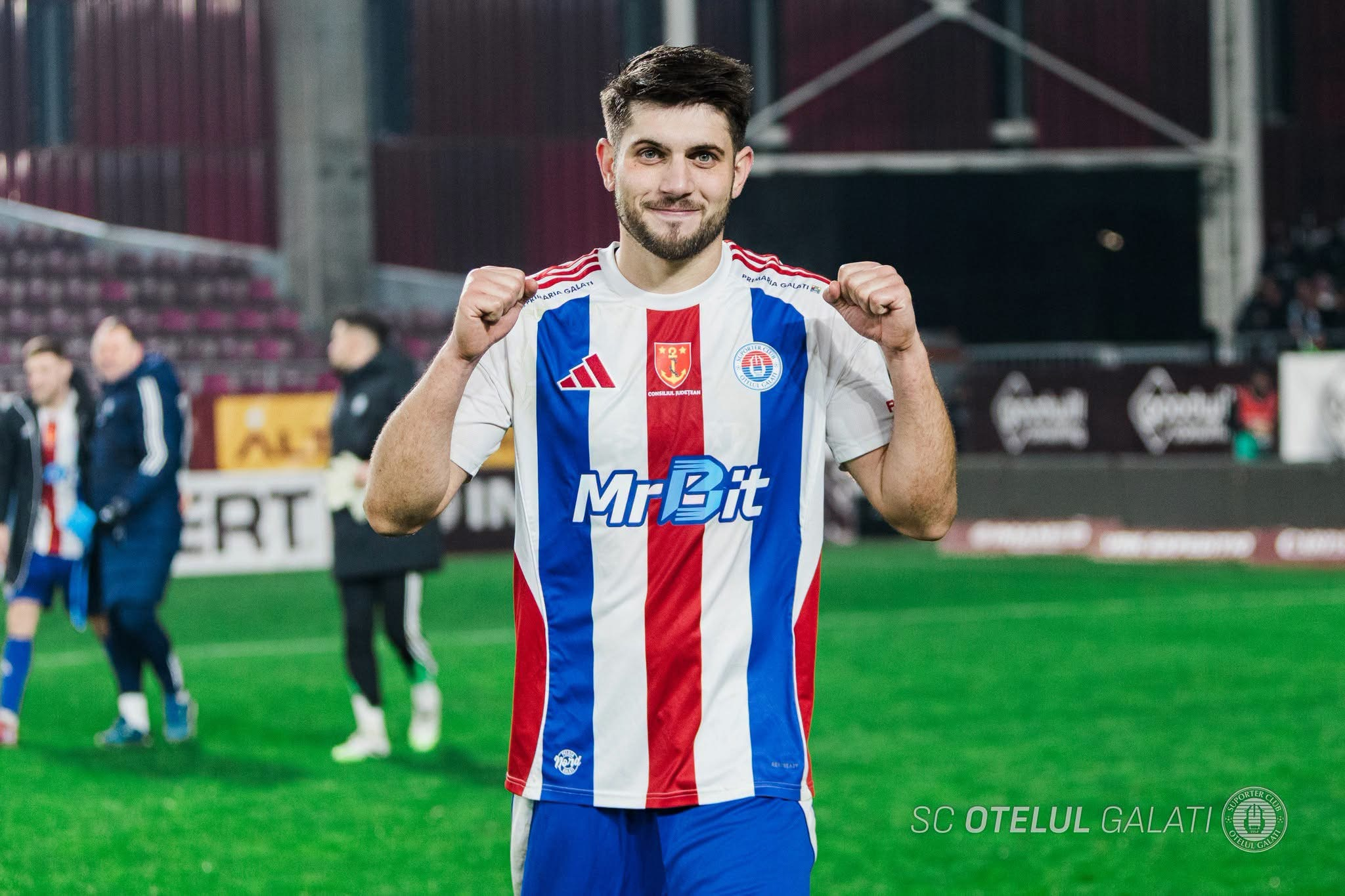 Prelungire de contract mai valoroasă decât un nou transfer. Paul Iacob continuă la Galați