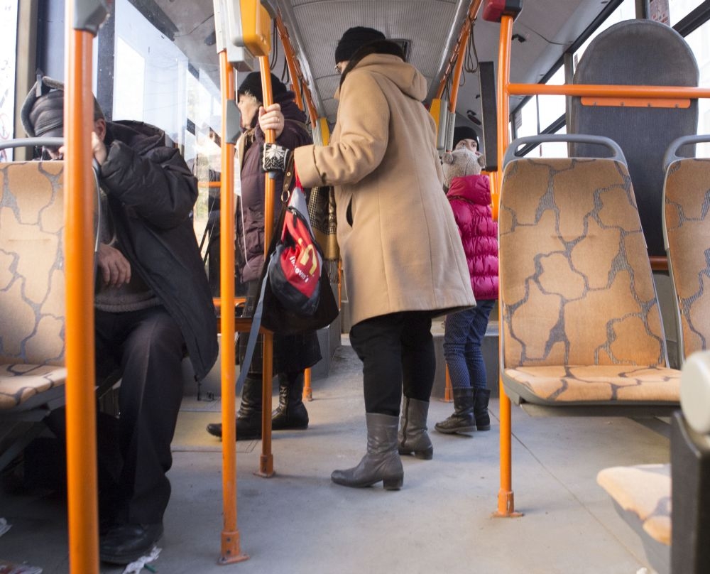 Trasee Transurb modificate/ Autobuzul 11 va circula şi pe strada Regiment 11 Siret