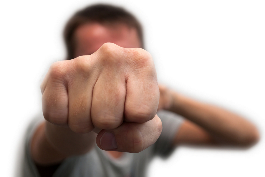 Ce se naște din bătăuș, victimă sigură ajunge