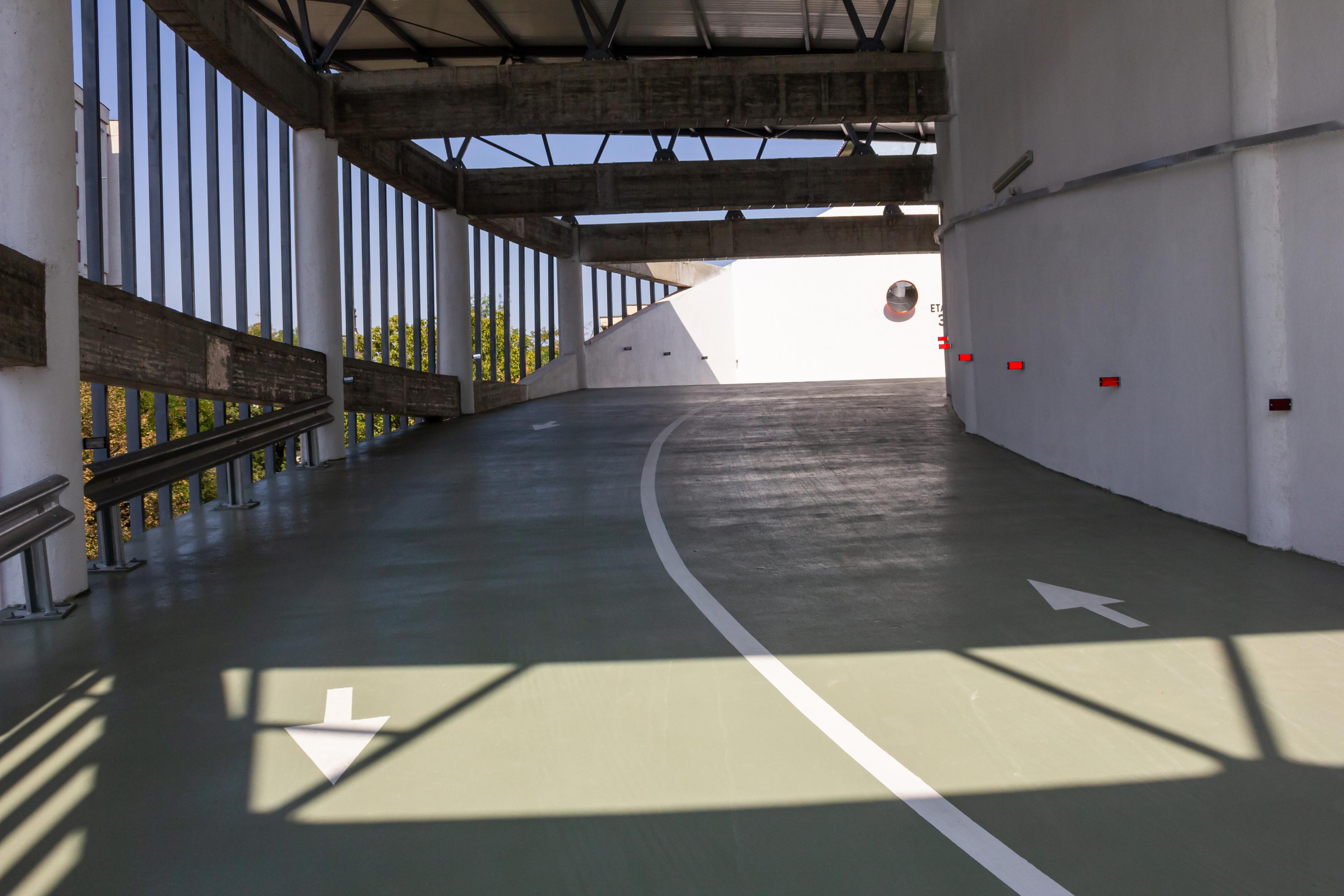 Parcarea multietajată din Mazepa, deschisă (FOTO)