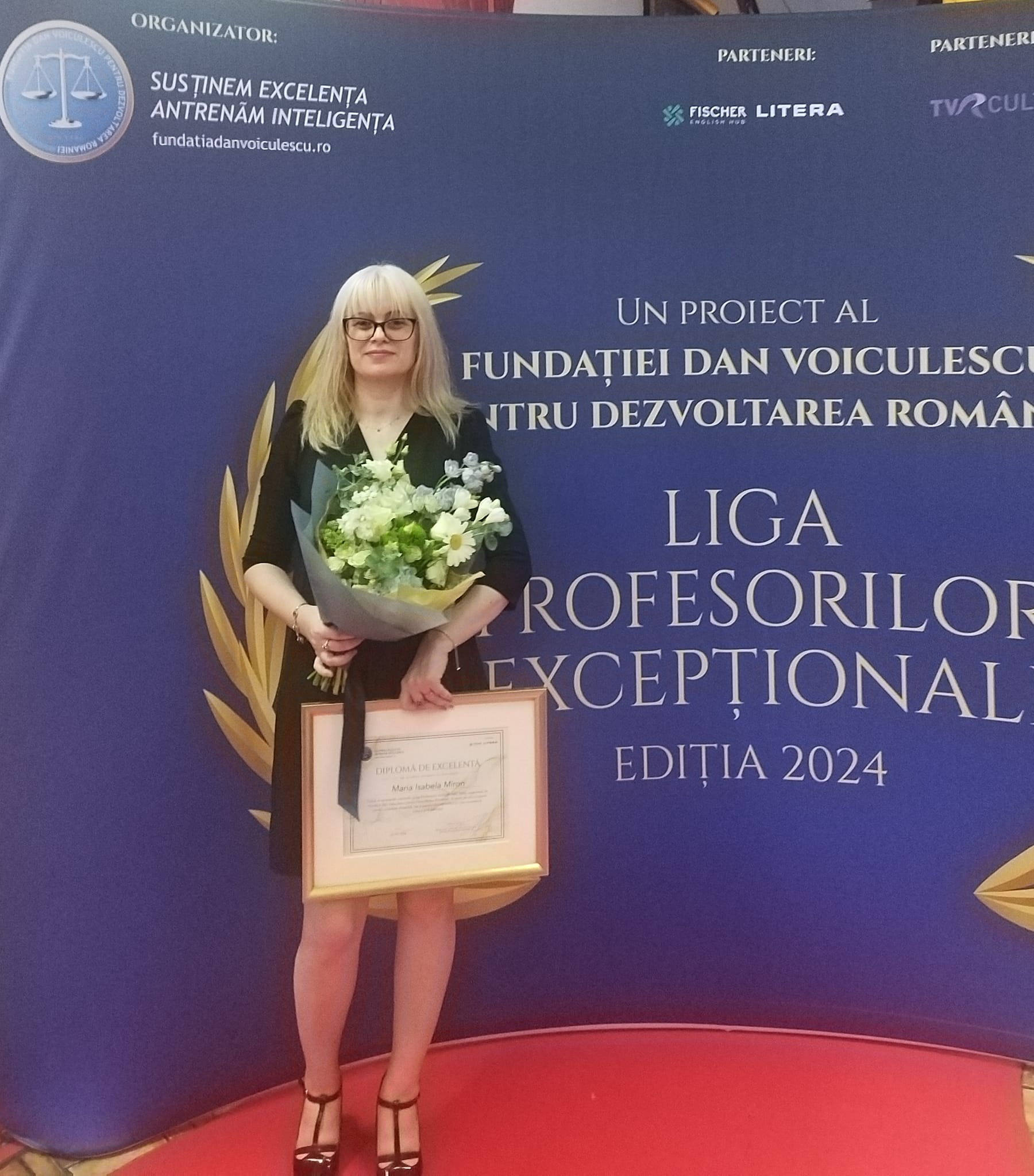 Diplomă de excelenţă pentru o gălăţeancă, la Gala Profesorilor Excepţionali