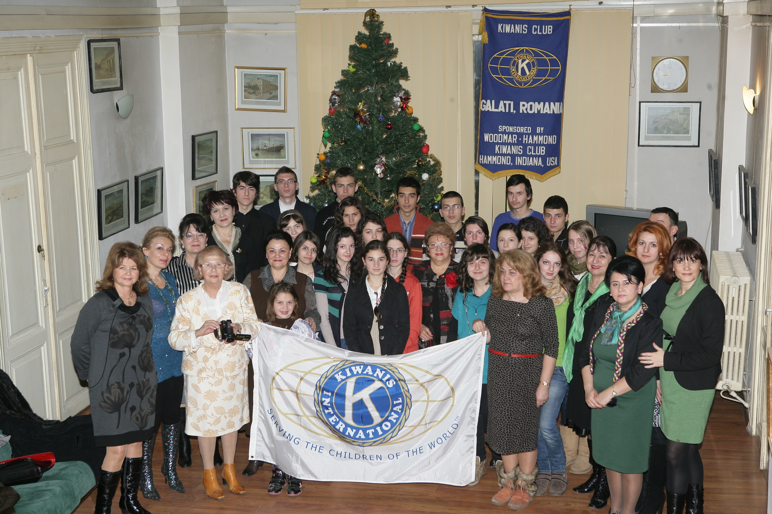 30 de elevi, răsplătiţi pentru rezultatele lor