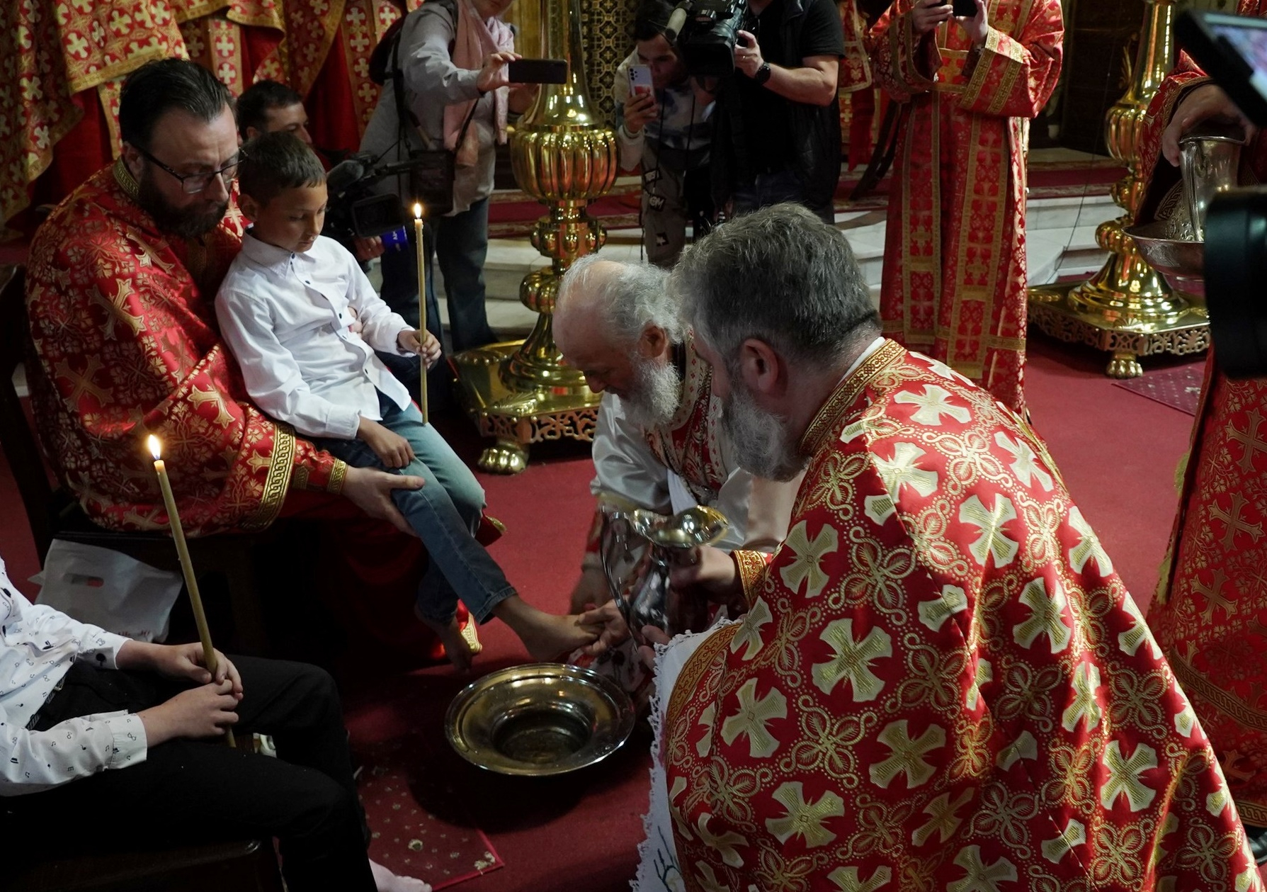 Rânduiala spălării picioarelor, la Catedrala Arhiepiscopală