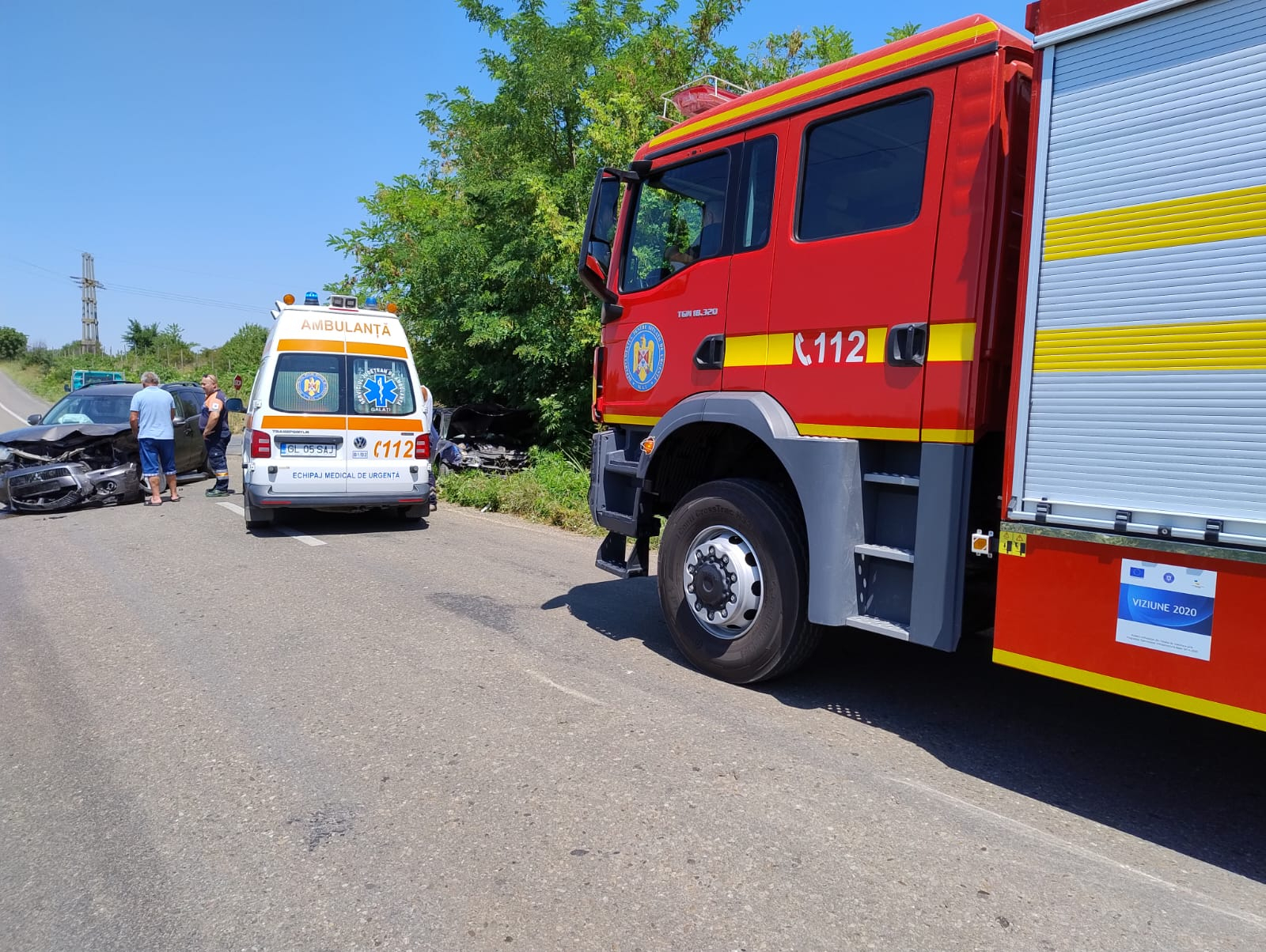Accident violent la Tudor Vladimirescu. Patru persoane au fost rănite (FOTO și VIDEO)