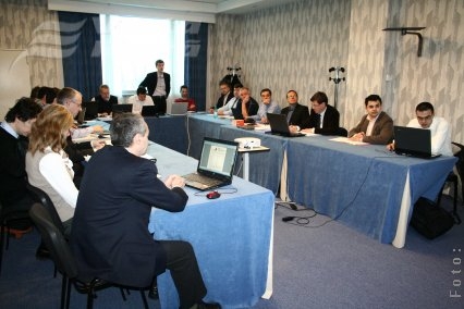 Specialişti în domeniul naval din zece ţări, la Galaţi