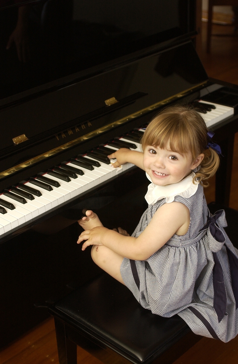 Înscrieri la "Olimpiada de Primăvară Online". Se caută talente şi în Galaţi!