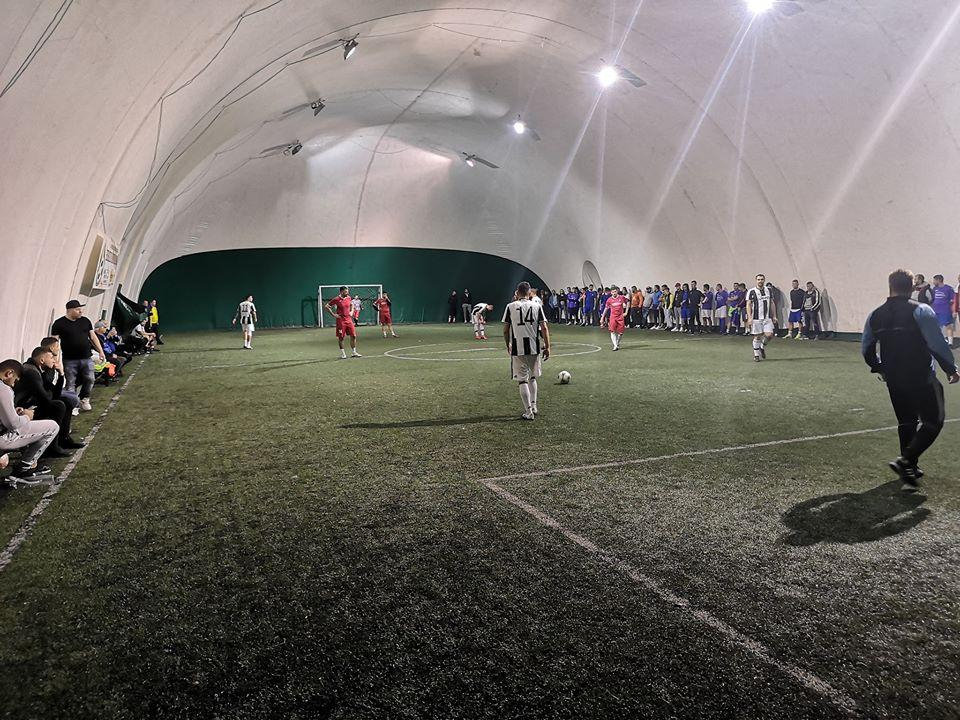 Campionatul municipal la MINIFOTBAL | Trei echipe la egalitate, în fruntea primei ligi