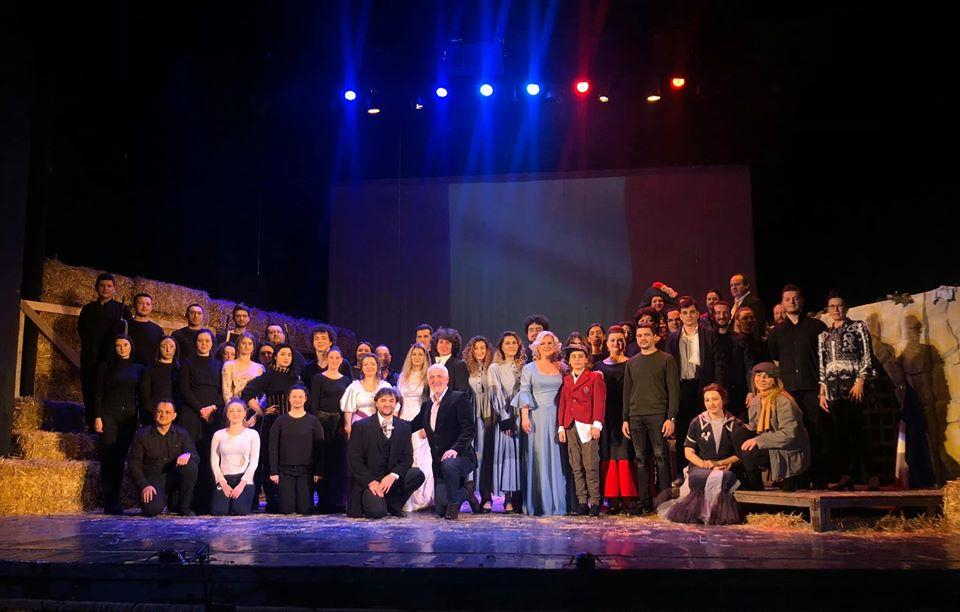 Studio de operă pentru studenţii de la Arte