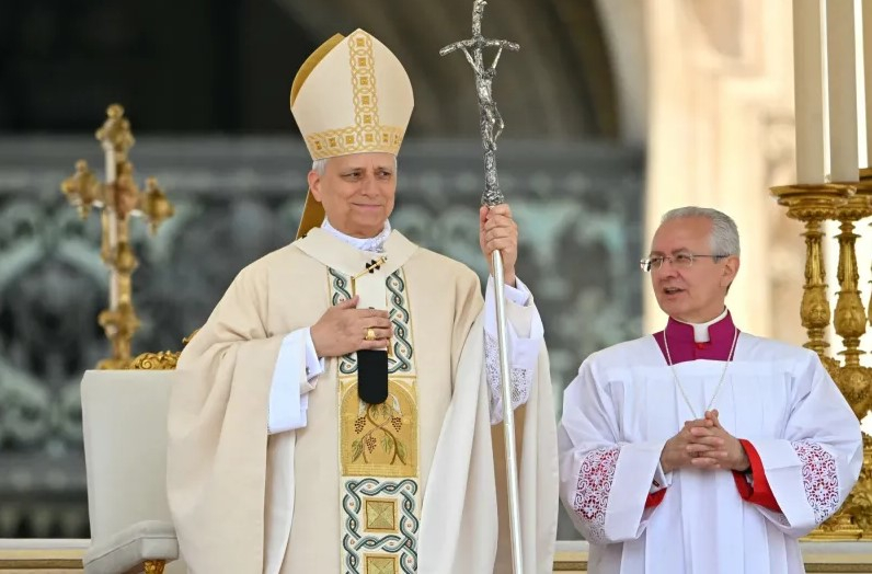 Papa Leon al XIV-lea, instalat oficial în fruntea Bisericii Catolice