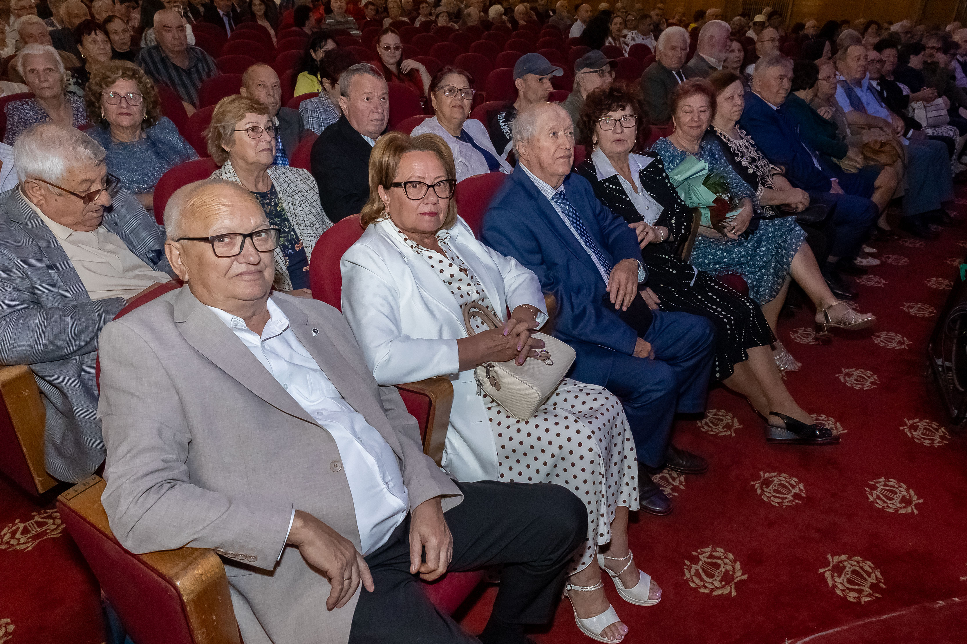 Încă o generație de miri de aur, premiată la Teatrul „Nae Leonard”