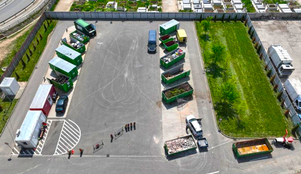 Lucrări la primul centru de colectare a deșeurilor inerte