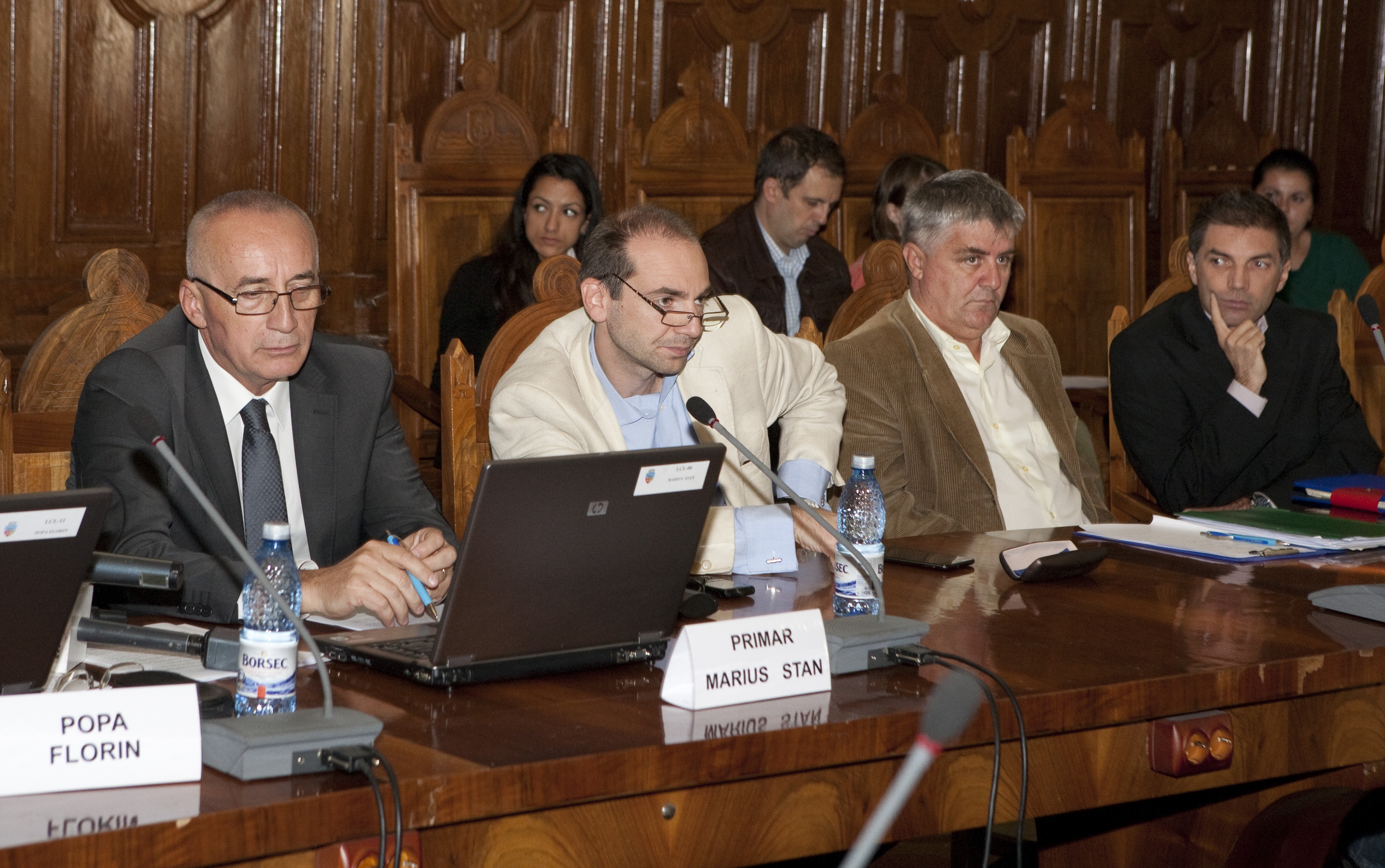 Fără organigramă nouă! Primăria, tot cu „frâna de mână trasă”