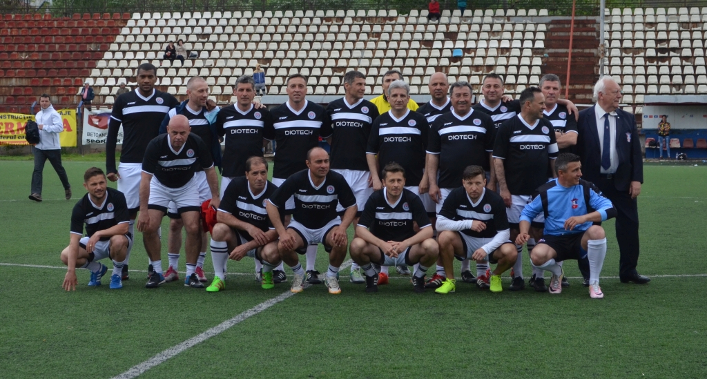 ”Spiritul OȚELULUI e cel mai puternic aici, acasă”! Fostele glorii salută revenirea pe stadionul istoric